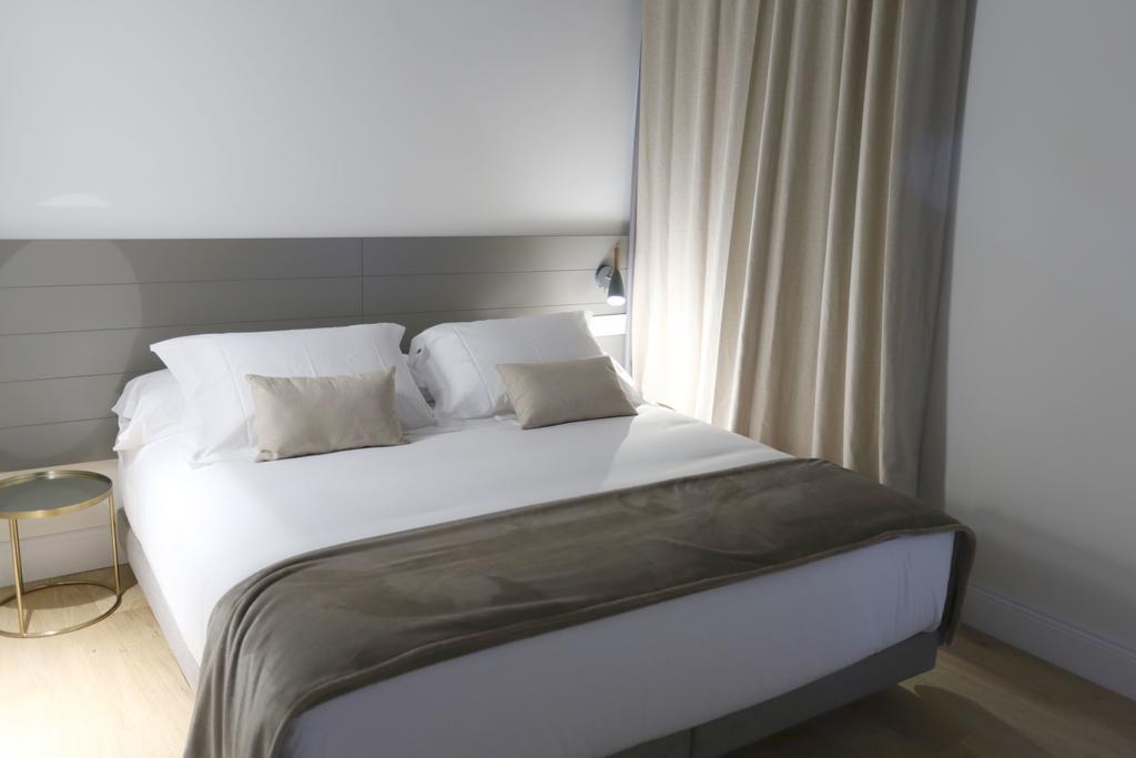 Apartaments Placa Del VI Жирона Экстерьер фото
